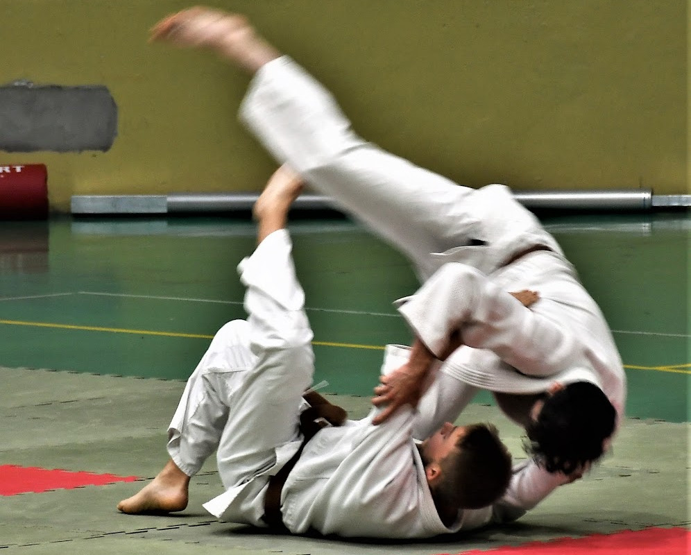 foto judo tomoe nage
